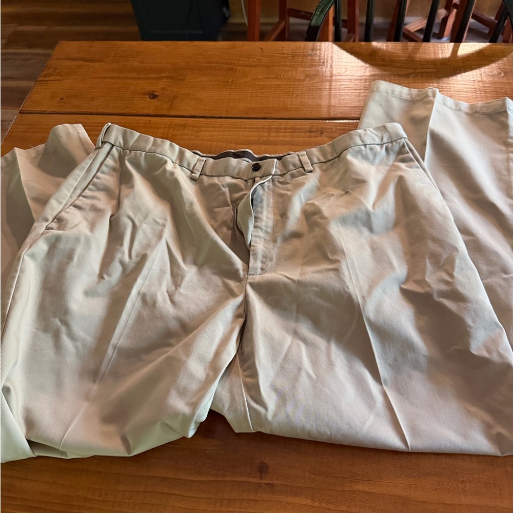 Haggar Men's Khaki Chinos